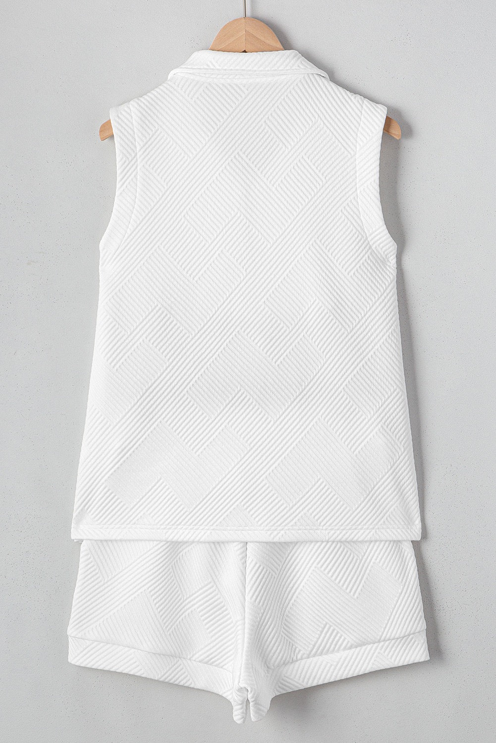 White Textured Tank Set LT
